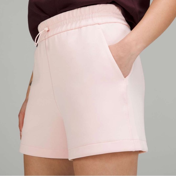 NWT Lululemon Softstreme High Rise Short 4” - Flush Pink - Size 2 - Picture 7 of 11